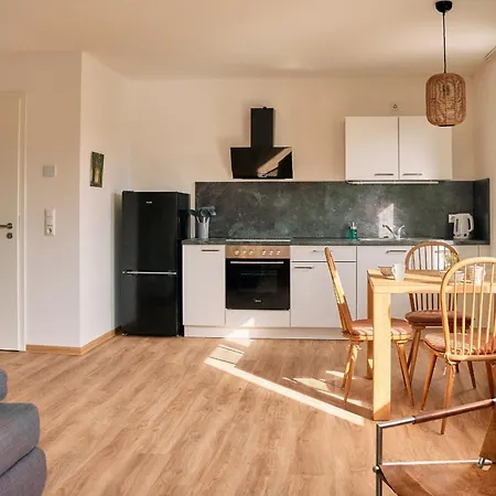 Land Im Gaestehaus Alter Holzhafen - Abc2 Apartment